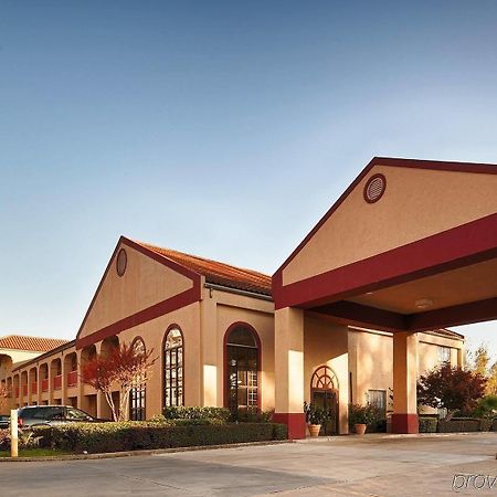 מונרו Best Western Airport Inn מראה חיצוני תמונה